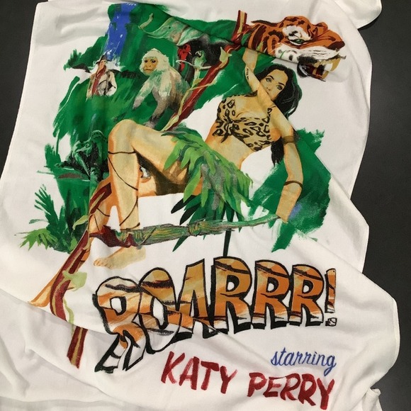 Katy Perry ROARRR! Beach Towel Pro Towels 100% Cotton Jungle Screen Print - Picture 1 of 13